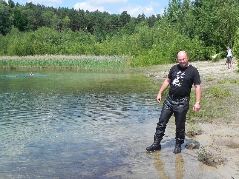 DSCN3971.JPG - Gdzieś po drodze, już w Niemczech. Chłodzenie gum .....