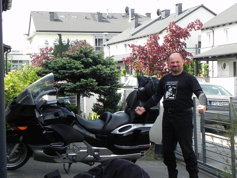 DSCN6210.JPG - Przerwa na nocleg pod Poznaniem. Siły zebrane na dalszą podróż :)