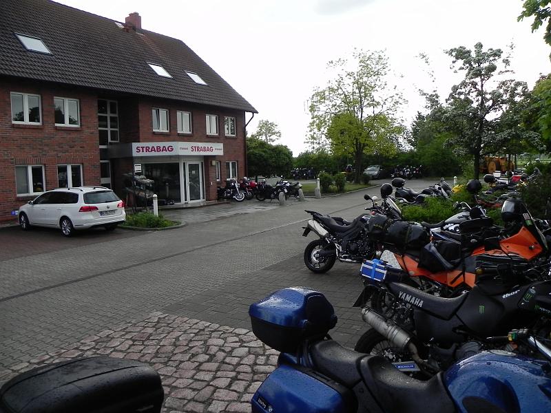 DSCN6219.JPG - Dzień był piękny, wieczór oczywiście w chmurach i lekka mżawka